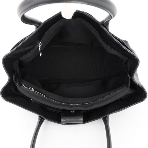Executive Cerf Caviar Tote Bag - Image 10